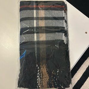 New in packaging, Poncho